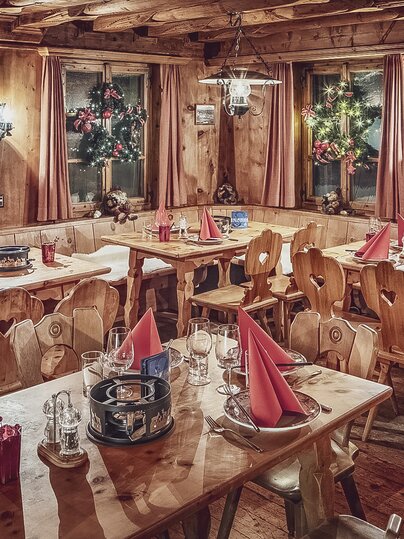 Das charmant eingedeckte Fonduestübli in der Alten Post Davos. | © Davos Klosters Mountains