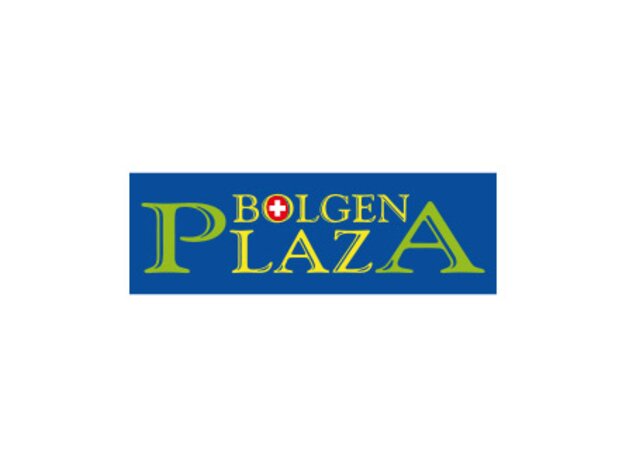 Grün gelbes Logo des Bolgen Plaza Davos. | © Davos Klosters Mountains