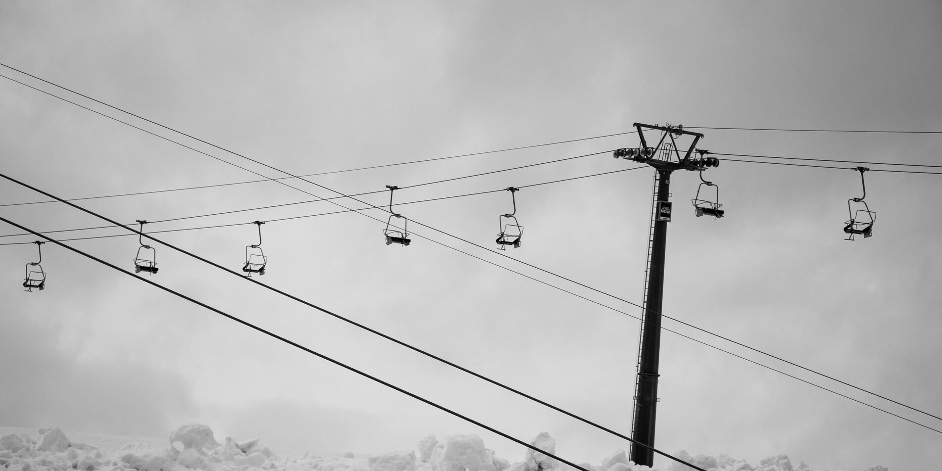 Einzelne Sesselbahnen auf Tragseil | © Davos Klosters Mountains 