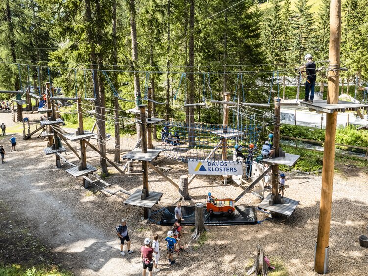 A bird's eye view of the high ropes course. | © DDO |Martin Bissig