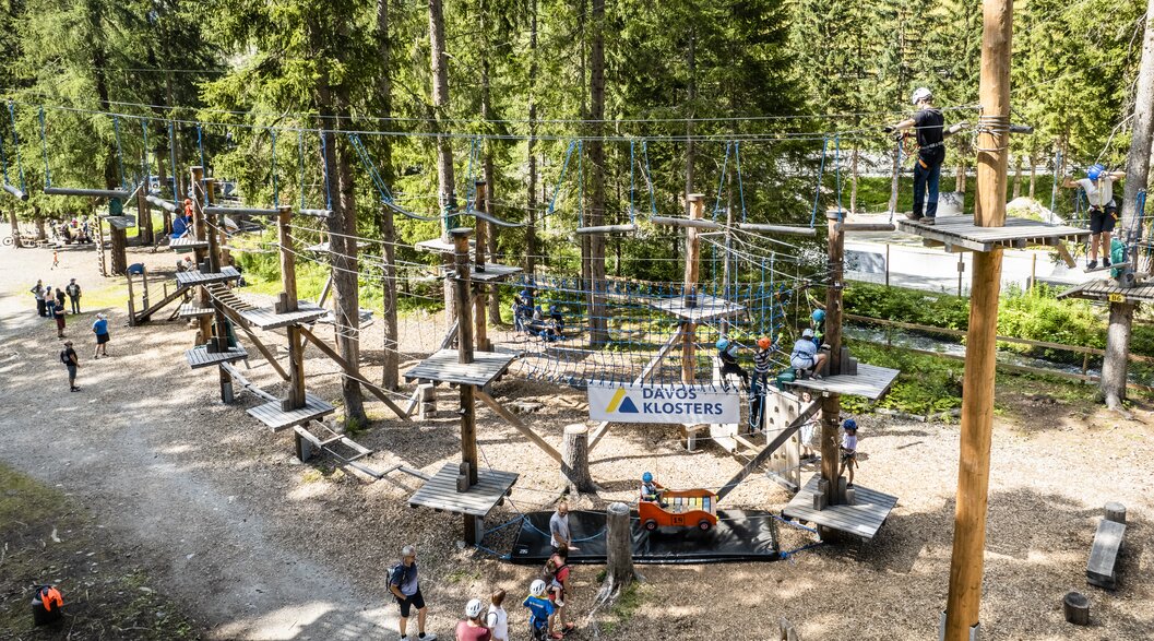 A bird's eye view of the high ropes course. | © DDO |Martin Bissig