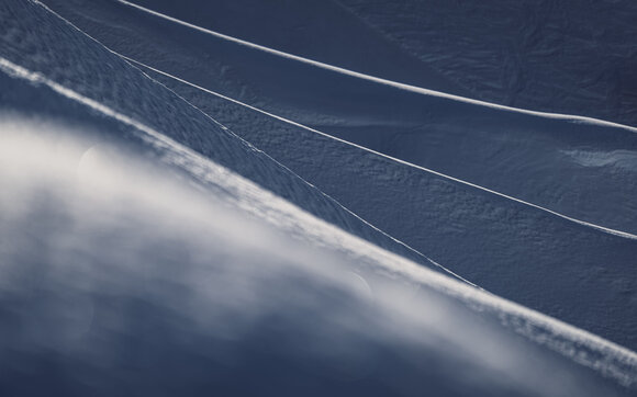 Mehrere Schneeschneisen Ansicht von oben  | © Davos Klosters Mountains 