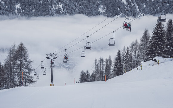 Die Piste mit der Nummer 42, auch «Davos Vertical» genannt, ist die neue Talabfahrt von dem Jakobhorn. | © Davos Klosters Mountains