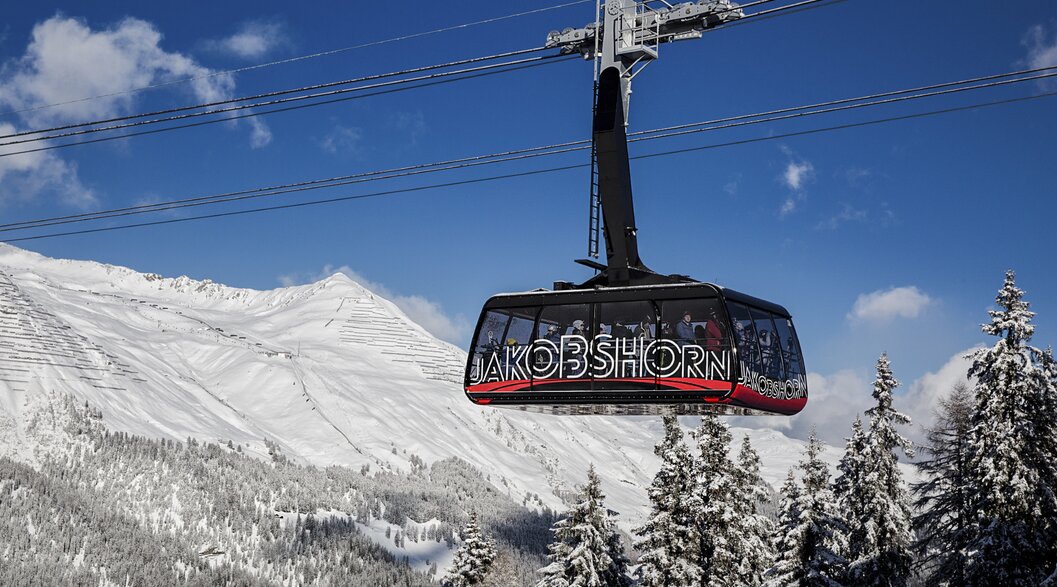 Jakobshorn gondola | © Davos Klosters Mountains First section of the Jakobshorn gondola which transports our guest to the ski area Jakobshorn. | © Davos Klosters Mountains