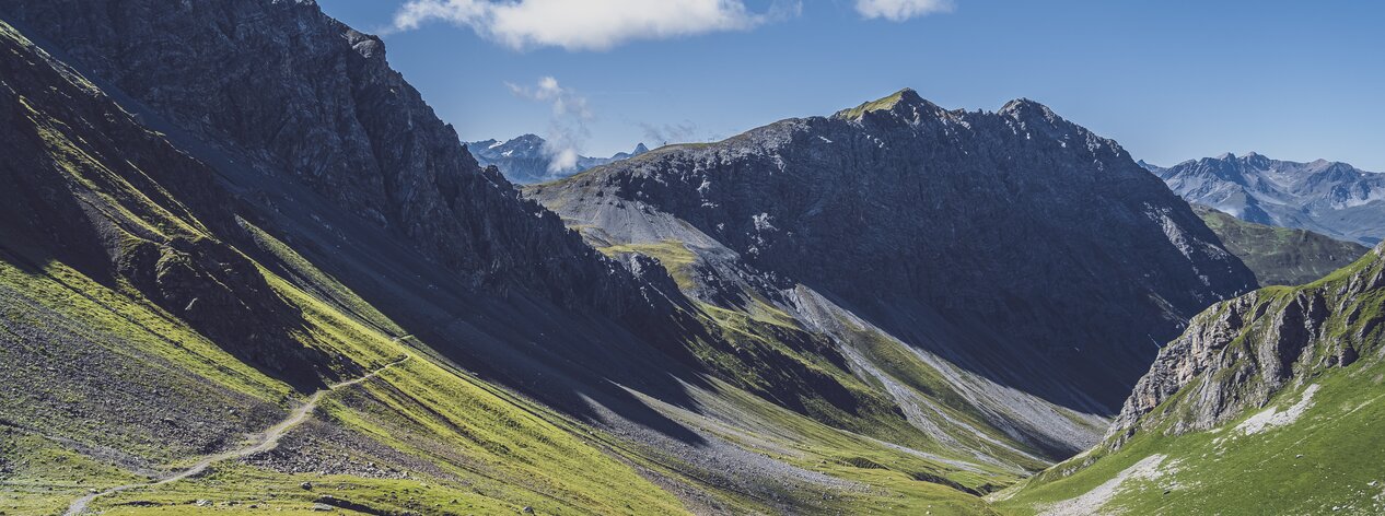 Der Felsenweg von Parsenn zum Strelapass in Davos. | © Davos Klosters Mountains