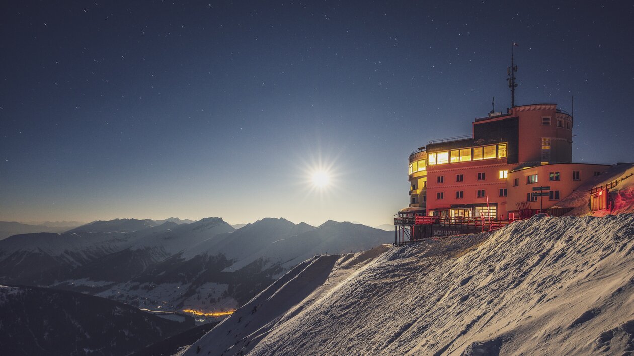 Sonnenuntergang Bergstation Jakobshorn  | © Davos Klosters Mountains 