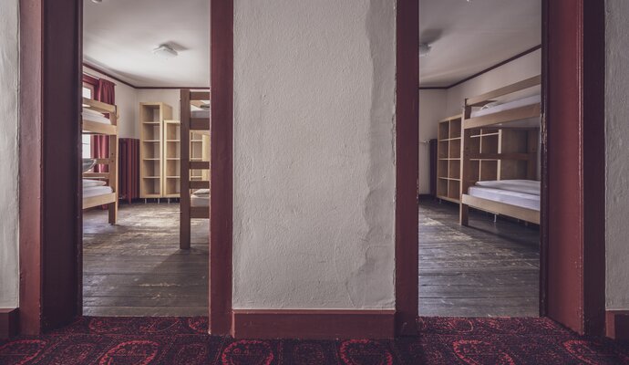 Furnishing of the large group rooms Bolgenschanze. | © Davos Klosters Mountains 