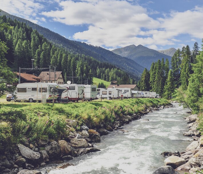 RinerLodge & Camping