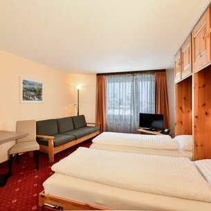 Zweibettzimmer mit Standardeinrichtung  | © Davos Klosters Mountains 