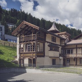 Kleines Palace