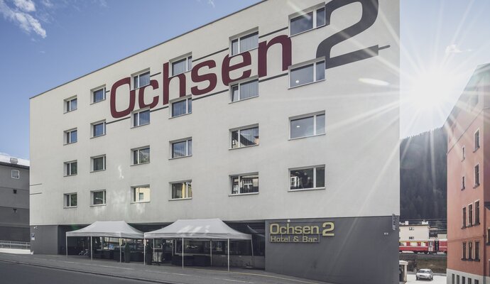 Exterior view of Hotel Ochsen 2 | © Davos Klosters Mountains