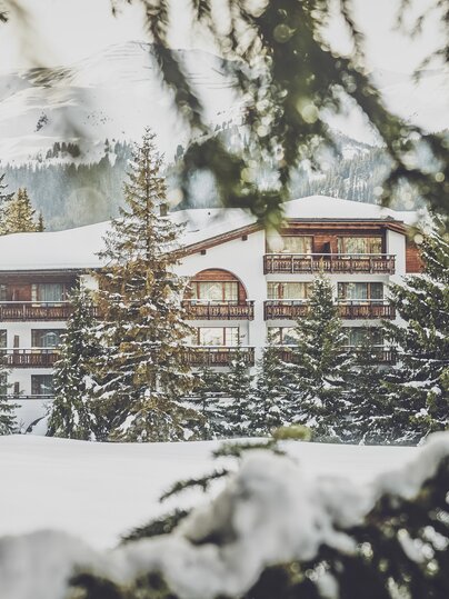 Winterzauber im Chalet Hotel Waldhuus.  | © Davos Klosters Mountains