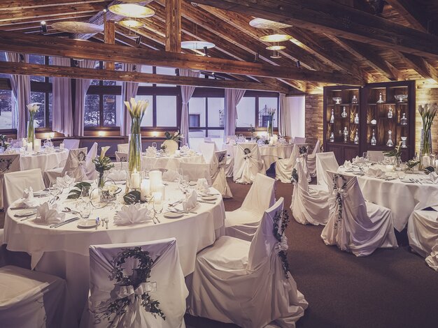 Hotel Waldhuus Davos wedding decoration | © Davos Klosters Mountains