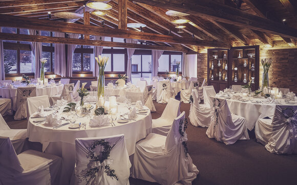 Hotel Waldhuus Davos wedding decoration | © Davos Klosters Mountains