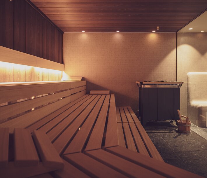 Finnische Sauna im Wellnessbereich im Hotel Waldhuus Davos. | © Davos Klosters Mountains