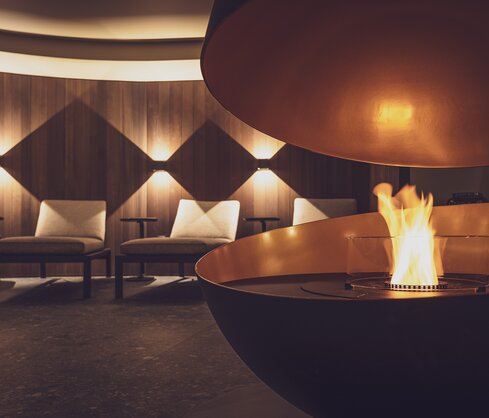 Ruheraum mit Feuerschale  | © Davos Klosters Mountains 