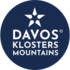 Davos Klosters Mountains Logo im blauen rundem Button | © Davos Klosters Mountains Davos Klosters Mountains Logo im blauen rundem Button | © Davos Klosters Mountains